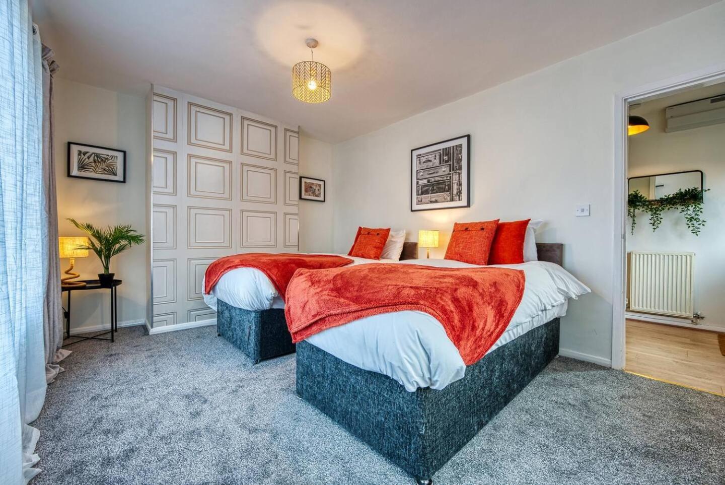 Dudley-5 Beds-Contractors-Parking-Long Stay! Eksteriør billede