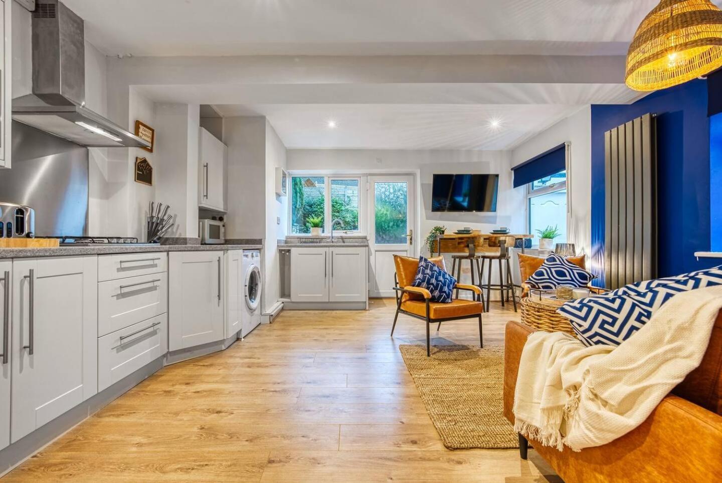 Dudley-5 Beds-Contractors-Parking-Long Stay! Eksteriør billede